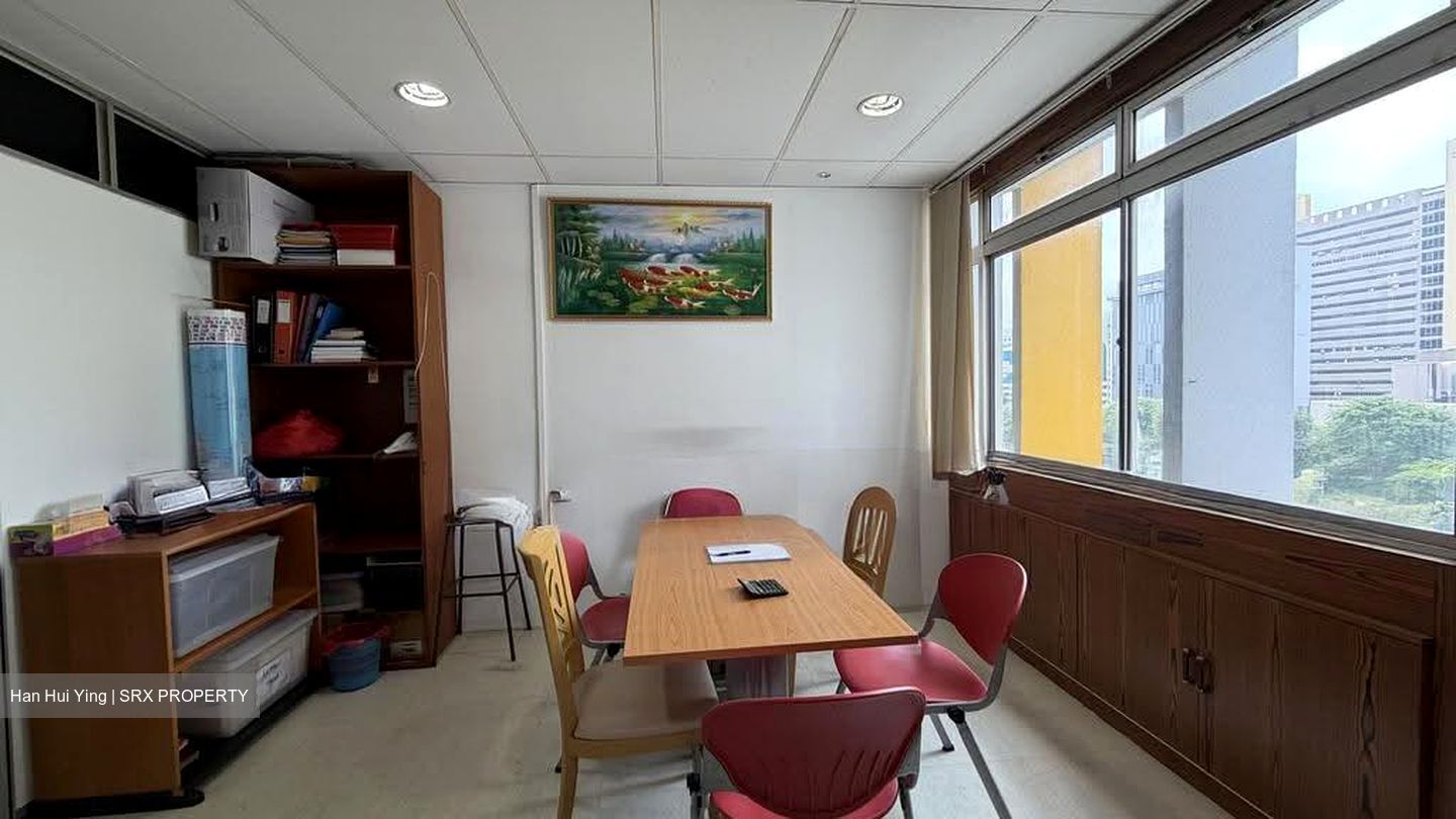 Golden Sultan Plaza (D7), Office #623532761